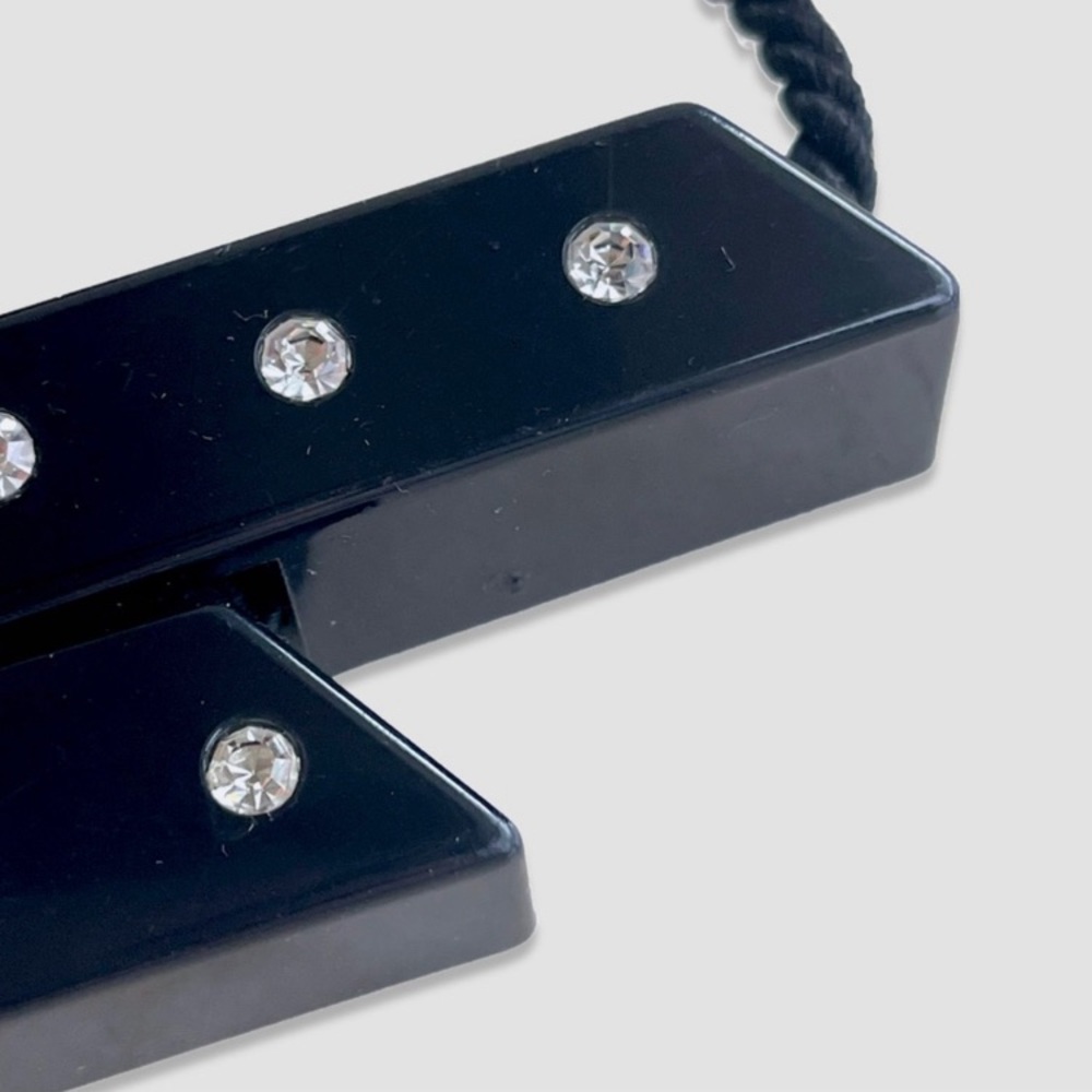 1980s‎ VALENTINO Black V Logo Pendant Necklace - Picture 8 of 10